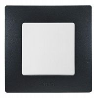Механизм переключателя 1-кл. СП Etika Plus 10А IP44 250В 10AX бел. Leg 672200
